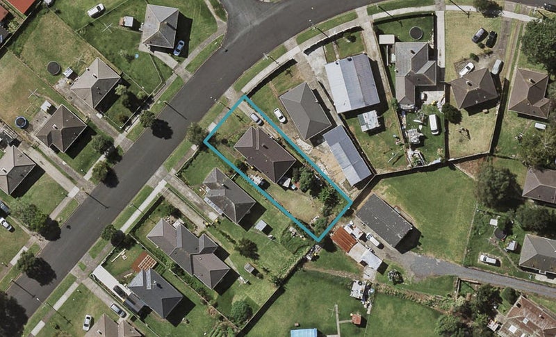 79 Gilbert Road, Otara, Auckland - Carousel 1
