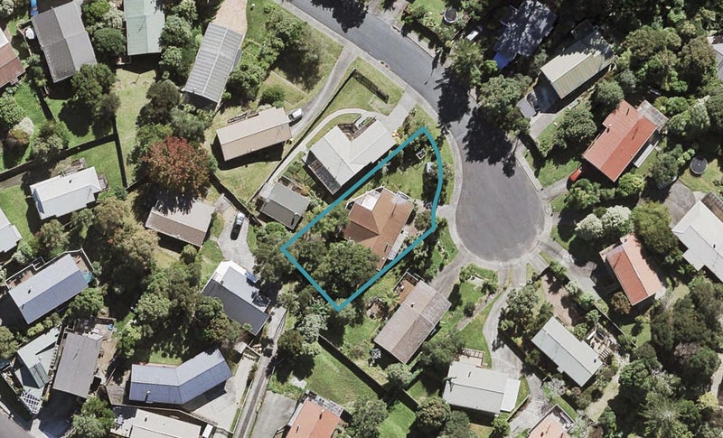 15 Randal Place, Bayview, Auckland - Carousel 1