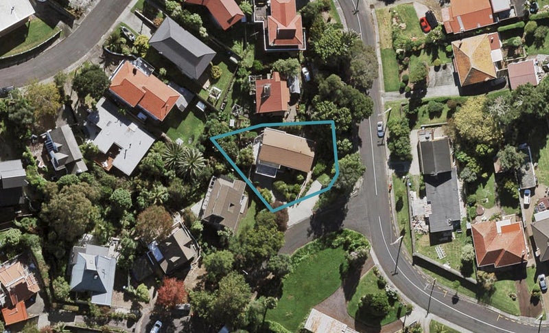 9 Bamfield Place, Hillsborough, Auckland - Carousel 1