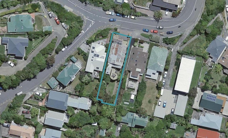 35 Apuka Street, Brooklyn, Wellington - Carousel 1