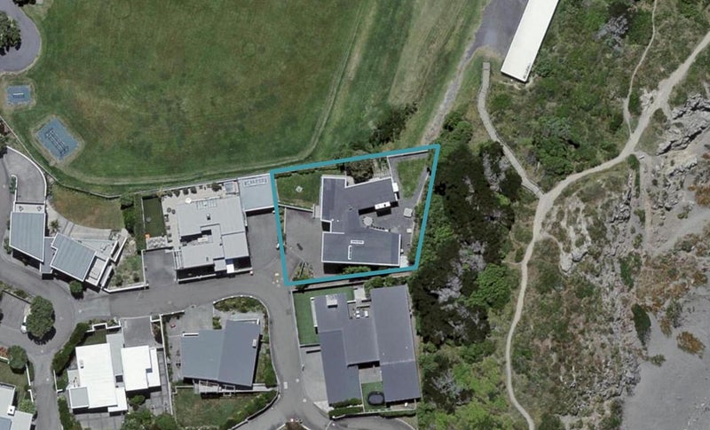 67 Burnham Street, Seatoun, Wellington - Carousel 1