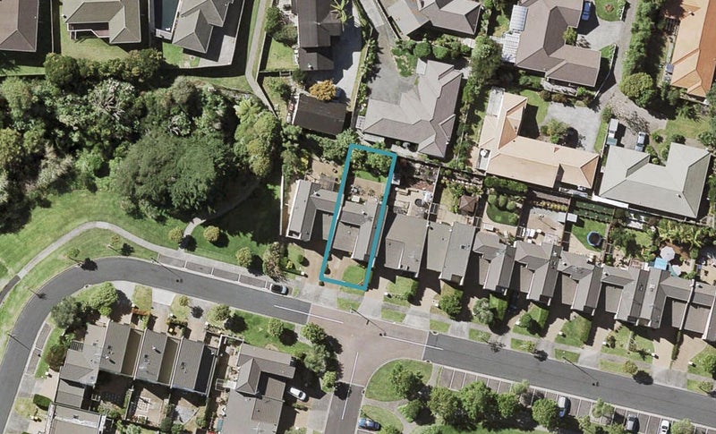 37 Tiger Drive, Golflands, Auckland - Carousel 1