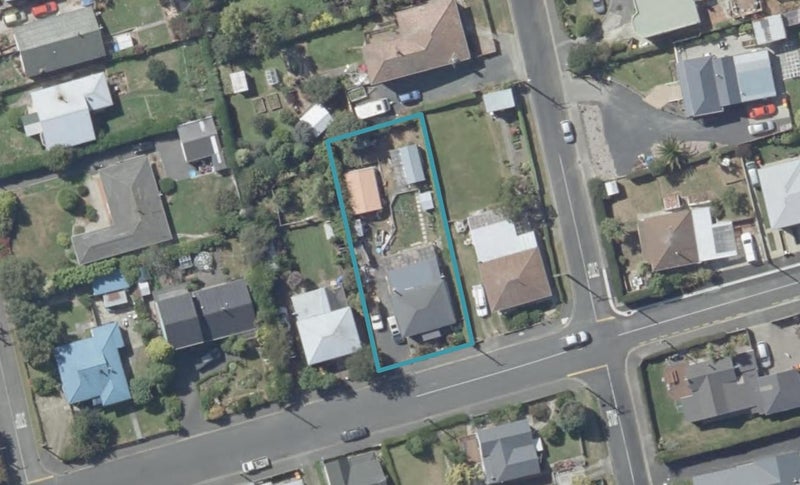 10 Exmouth Street, Abbotsford, Dunedin - Carousel 1