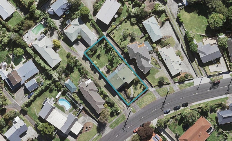 82 Coronation Road, Hillcrest, Auckland - Carousel 1