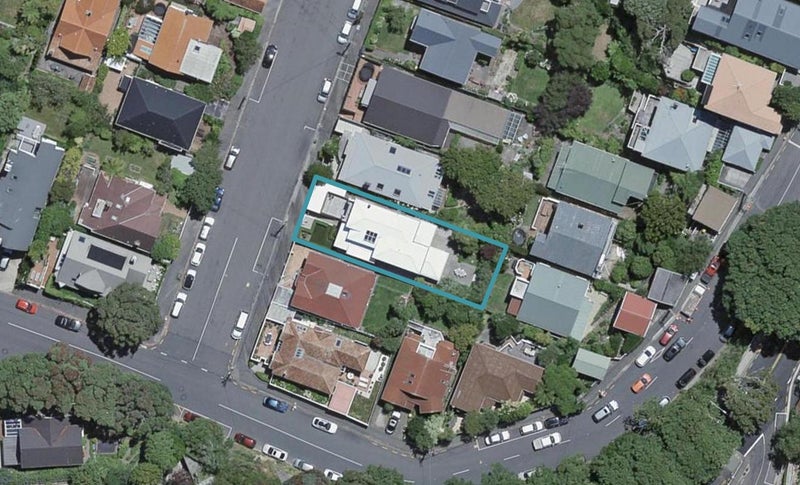 37 Rimu Road, Kelburn, Wellington - Carousel 1