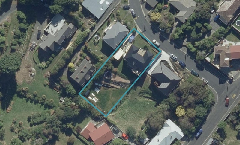 6 Gala Street, Waverley, Dunedin - Carousel 1