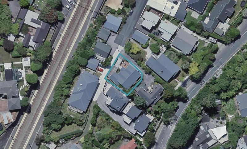 22 Cashmere Avenue, Khandallah, Wellington - Carousel 1