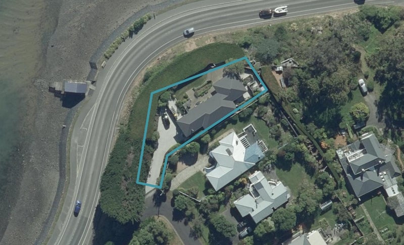 2 Rosehill Road, Macandrew Bay, Dunedin - Carousel 1
