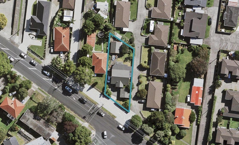 41 Swanson Road, Henderson, Auckland - Carousel 1
