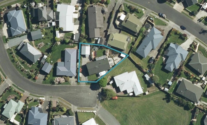 7 Kowhai Crescent, Motueka - Carousel 1