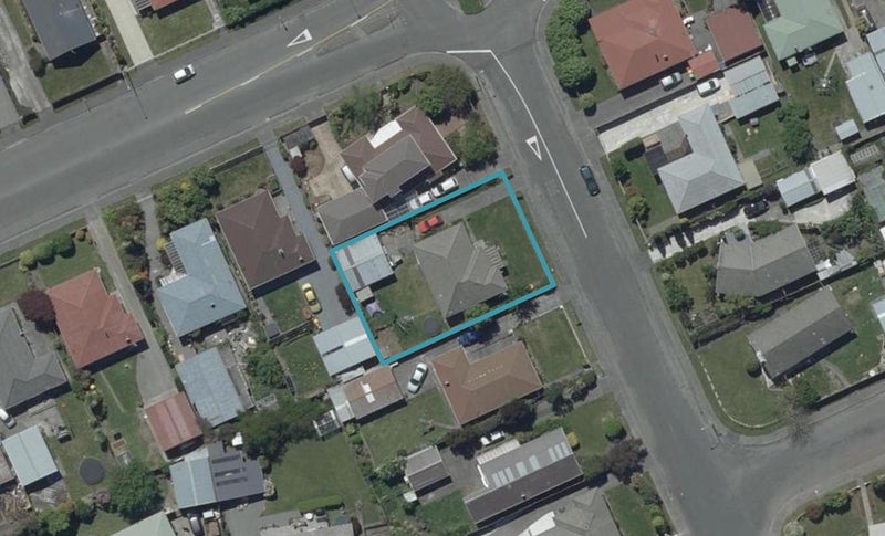 4 Montague Street, Islington, Christchurch - Carousel 1