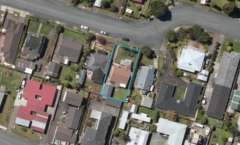 12 Shortland Street, Regent, Whangarei - Carousel 1