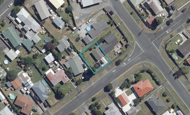 2 Yvonne Street, Melville, Hamilton - Carousel 1