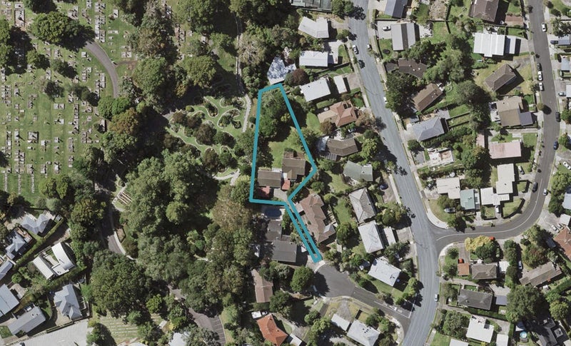 5B Hobday Place, Meadowbank, Auckland - Carousel 1