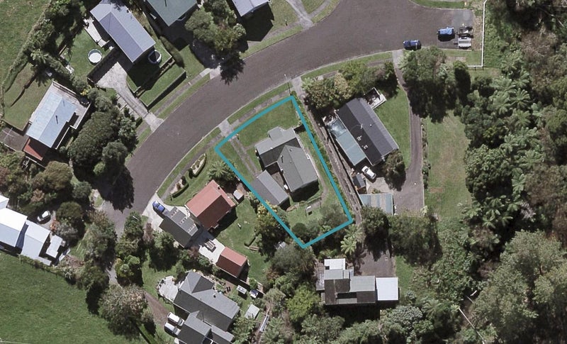 65 Arundel Crescent, Westown, New Plymouth - Carousel 1