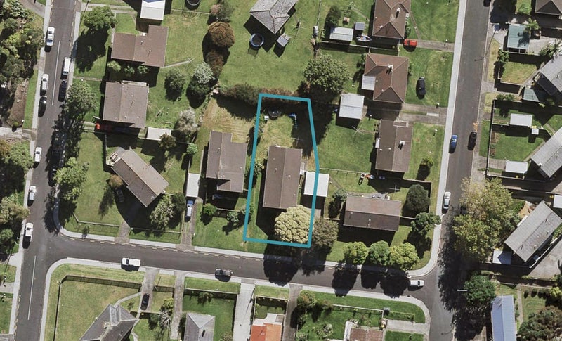 5 Ko Street, Northcote, Auckland - Carousel 1