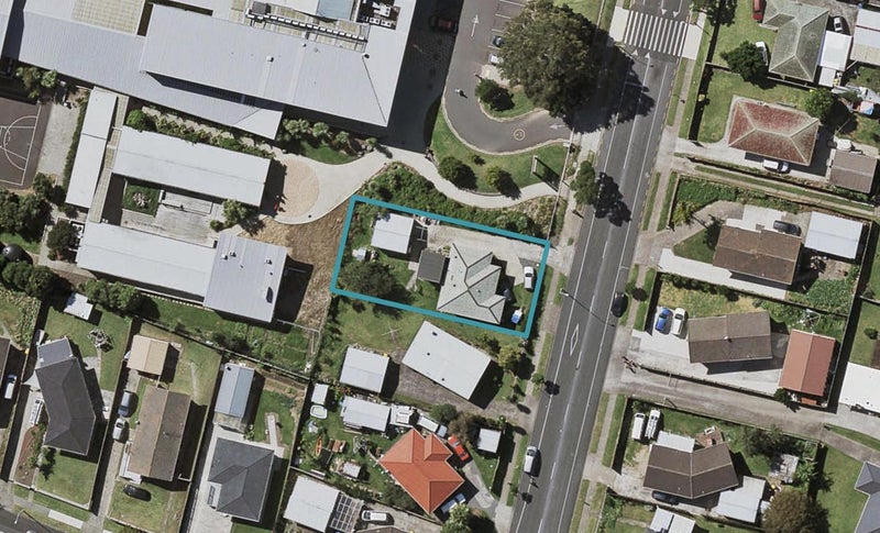 55 Othello Drive, Clover Park, Auckland - Carousel 1