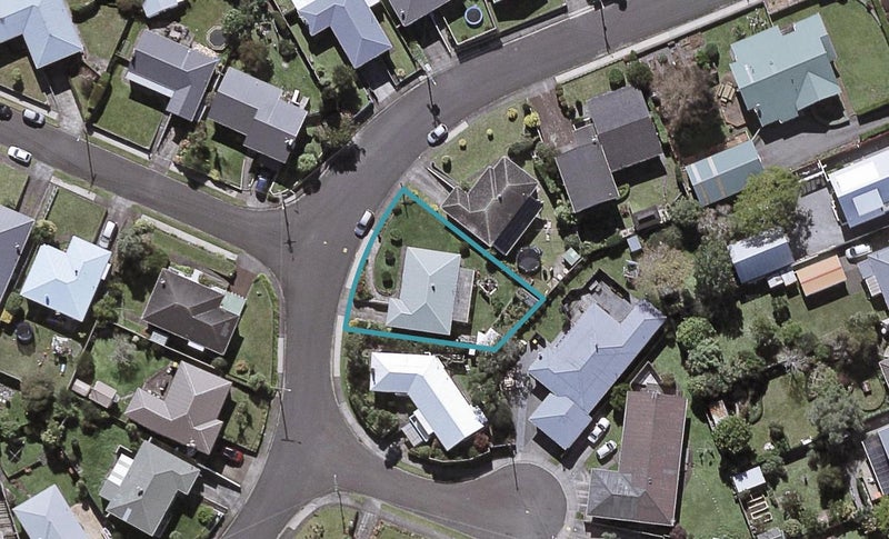 11 Essex Street, Vogeltown, New Plymouth - Carousel 1
