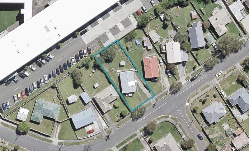 12 Hikurangi Street, Trentham, Upper Hutt - Carousel 1