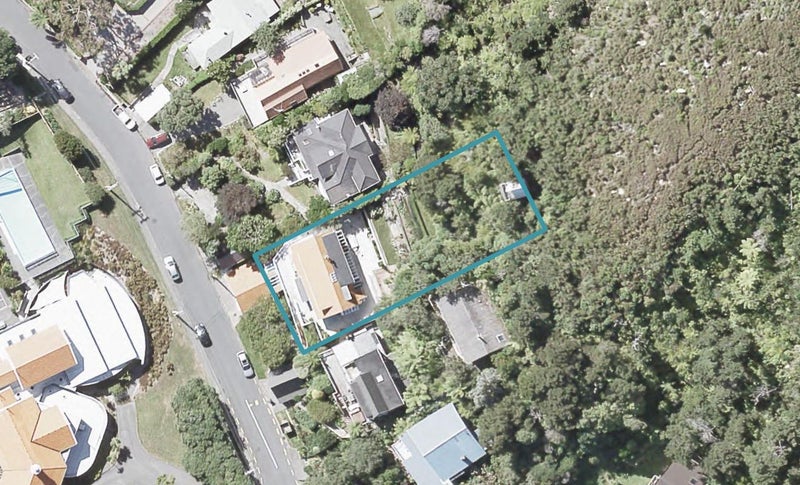 13 Kotari Road, Days Bay, Lower Hutt - Carousel 1