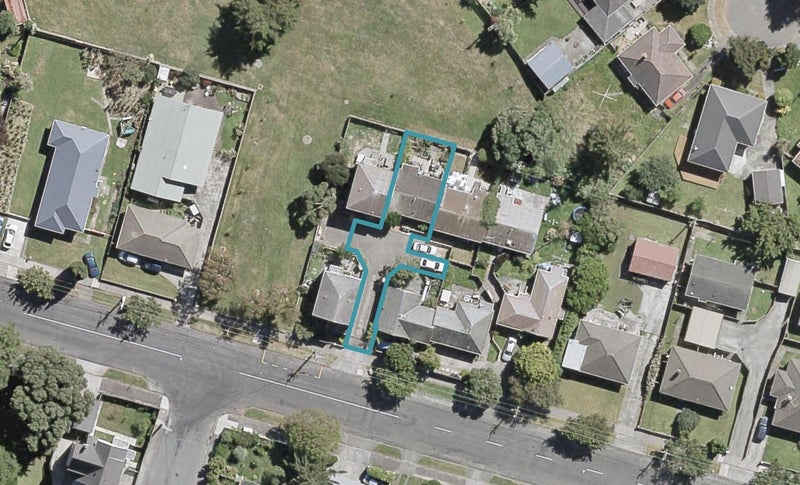 122B Whites Line East, Waiwhetū, Lower Hutt - Carousel 1