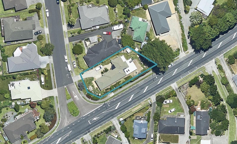 2 Sapphire Drive, Hairini, Tauranga - Carousel 1