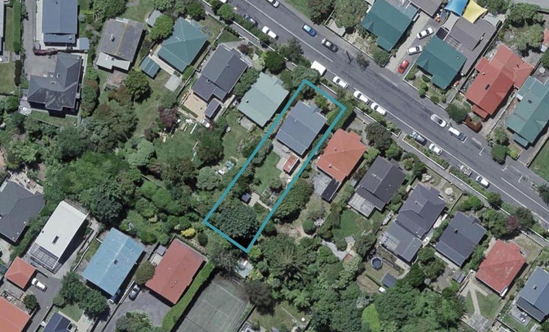 10 Tarikaka Street, Ngaio, Wellington - Carousel 1