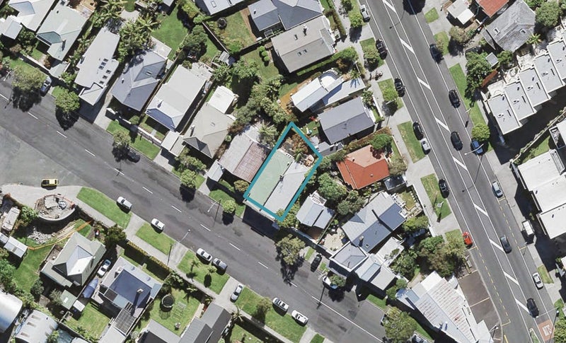 71 Old Mill Road, Westmere, Auckland - Carousel 1