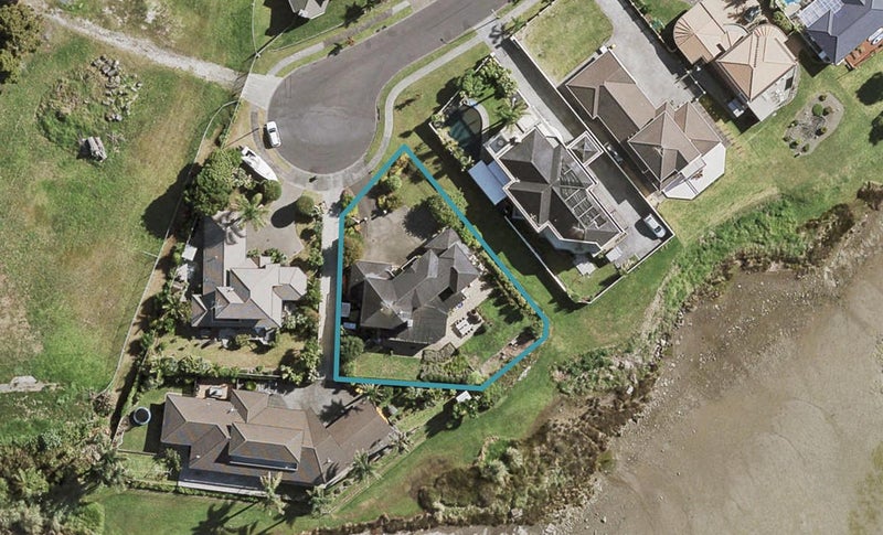 58 Keywella Drive, Conifer Grove, Takanini - Carousel 1