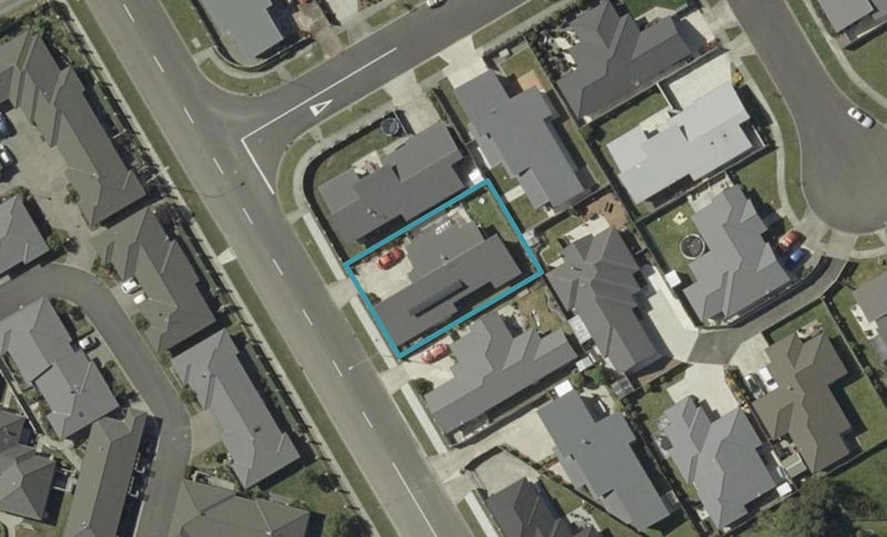 72 James Line, Kelvin Grove, Palmerston North - Carousel 1