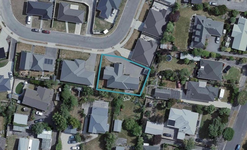 9 Tarata Grove, Lansdowne, Masterton - Carousel 1
