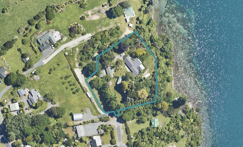 10 Waitangi Road, Lake Tarawera, Rotorua - Carousel 1