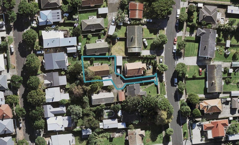 3/10 Cameron Street, Onehunga, Auckland - Carousel 1