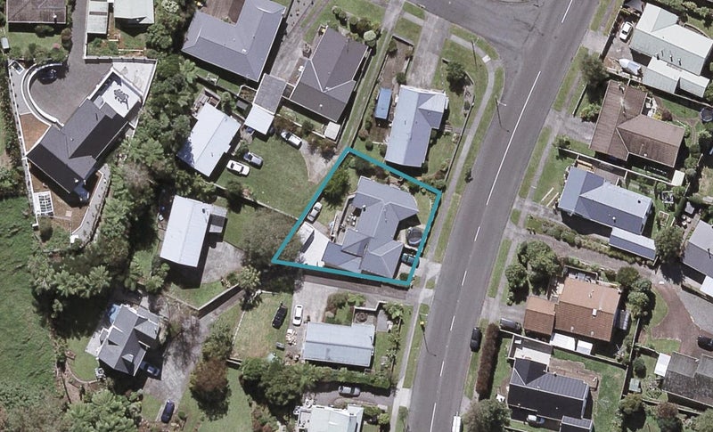75 Heta Road, Highlands Park, New Plymouth - Carousel 1