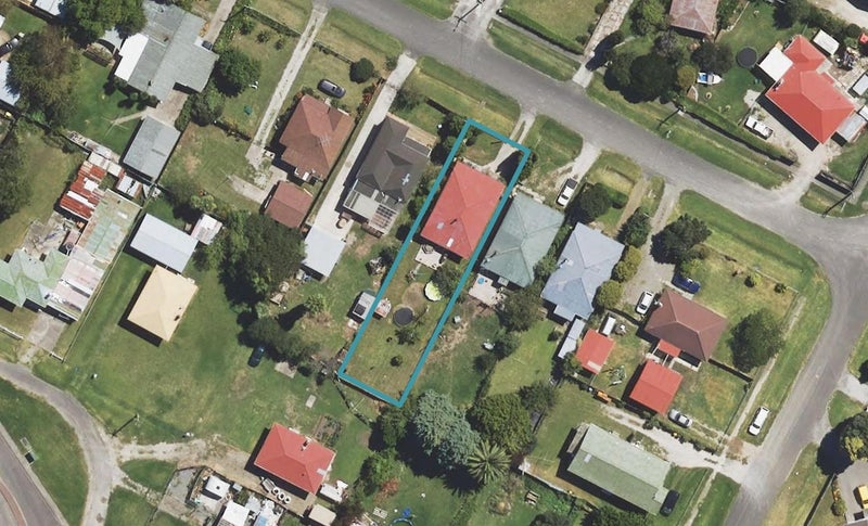 13 Oman Street, Kaiti, Gisborne - Carousel 1