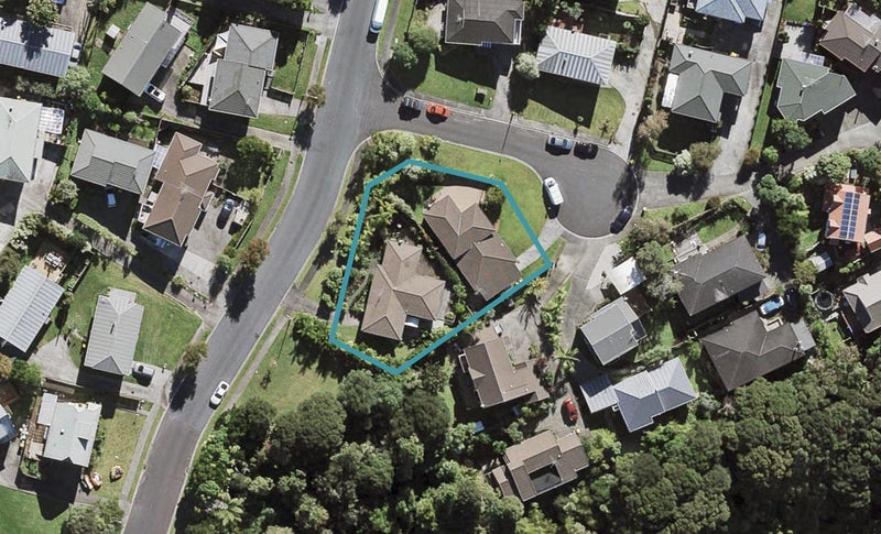 2/16 Witheford Drive, Bayview, Auckland - Carousel 1