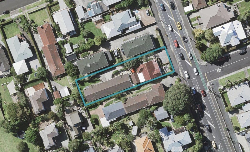 3/55 Lake Road, Devonport, Auckland - Carousel 1