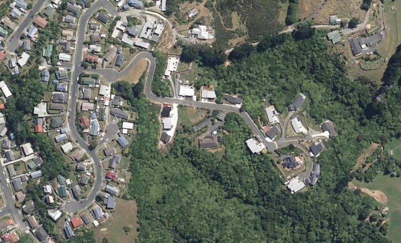 8 Lindis Lane, Kelson, Lower Hutt - Carousel 1