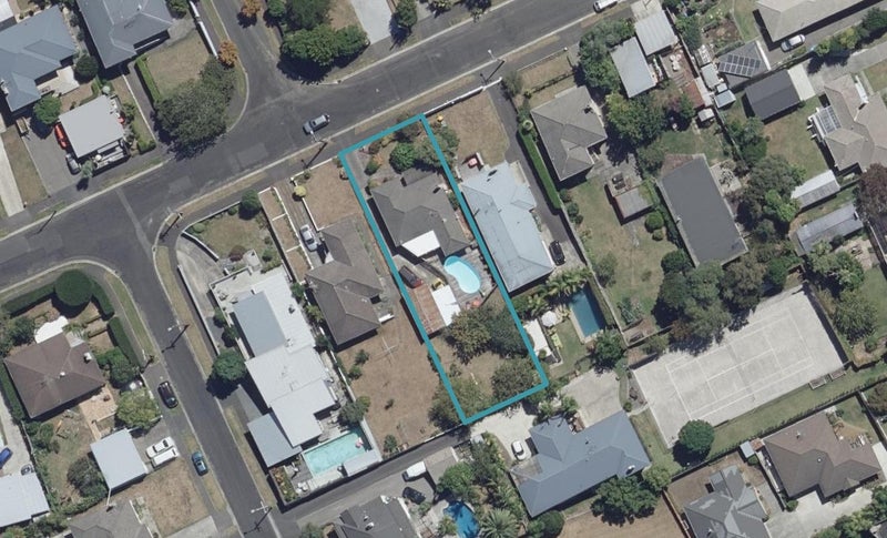 9 Charles Crescent, Beerescourt, Hamilton - Carousel 1