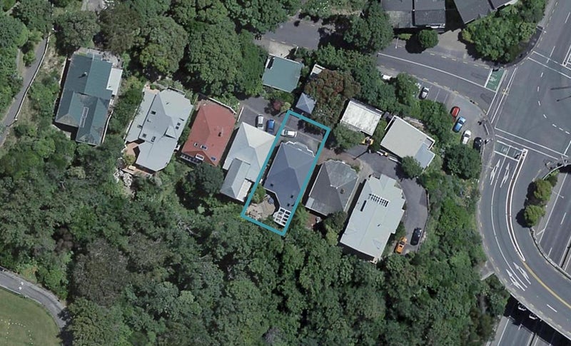 19A Everton Terrace, Kelburn, Wellington - Carousel 1