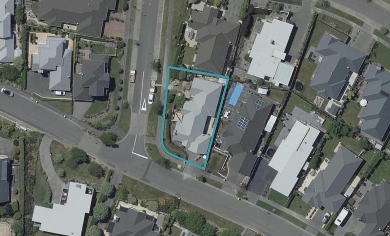 19 Pentonville Close, Westmorland, Christchurch - Carousel 1