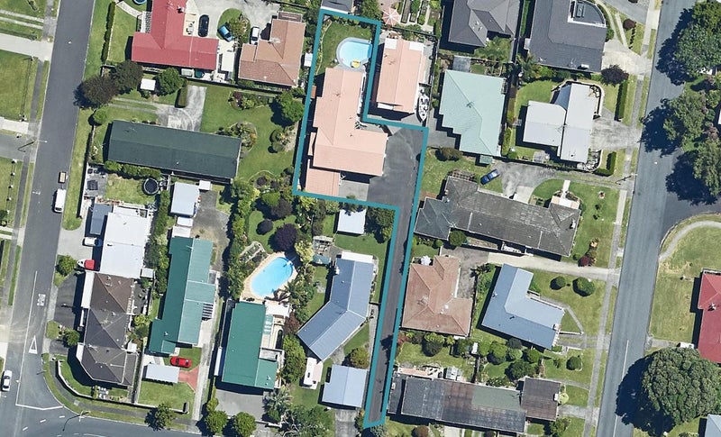5A Cherrywood Drive, Otumoetai, Tauranga - Carousel 1