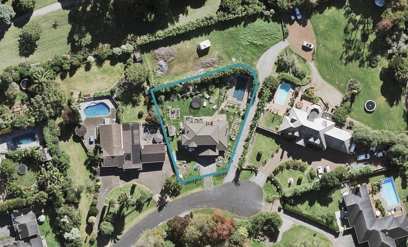 6 Faith Grove, Greenhithe, Auckland - Carousel 1