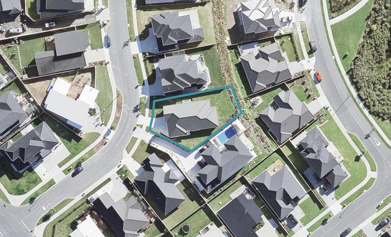120 Harris Drive, Silverdale, Silverdale - Carousel 1
