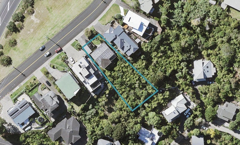 98 Knights Road, Rothesay Bay, Auckland - Carousel 1