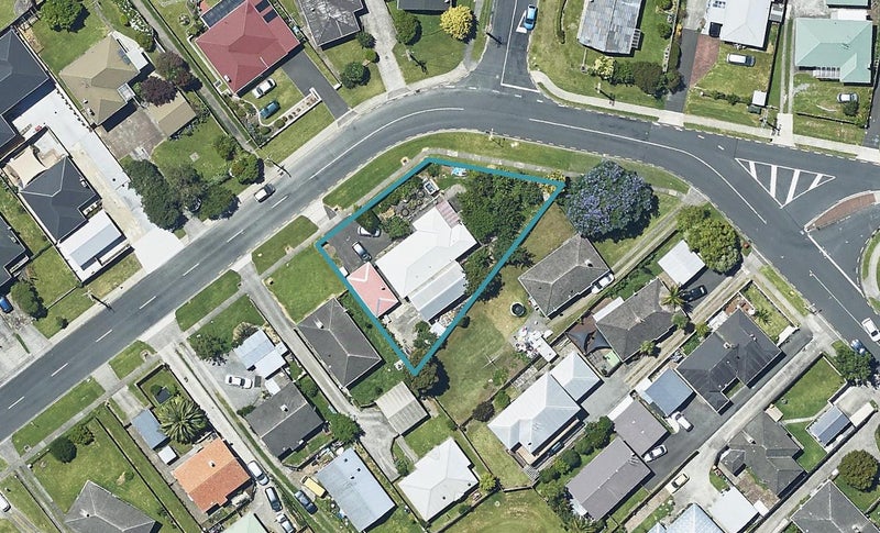 41 Cook Street, Gate Pa, Tauranga - Carousel 1