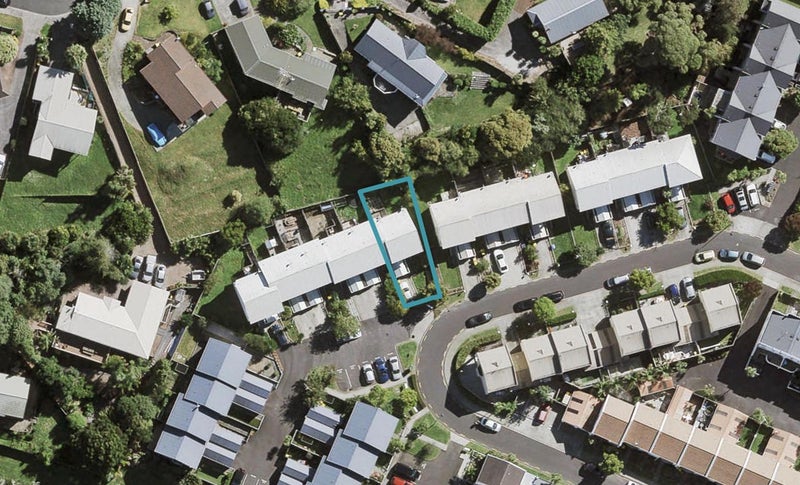 47 Winery Way, Henderson, Auckland - Carousel 1