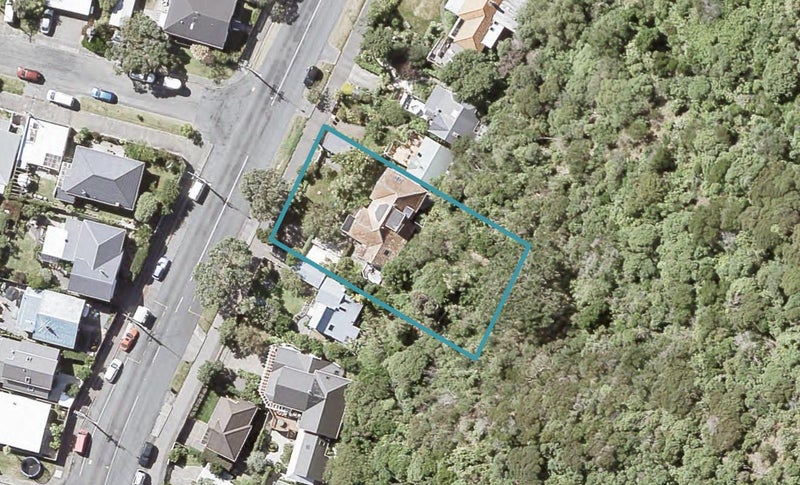 329 Muritai Road, Eastbourne, Lower Hutt - Carousel 1