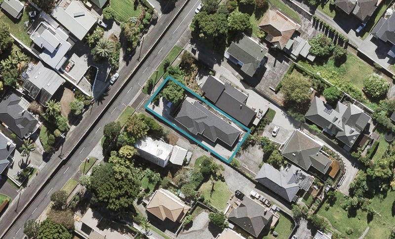 38 Seacliffe Road, Hillsborough, Auckland - Carousel 1