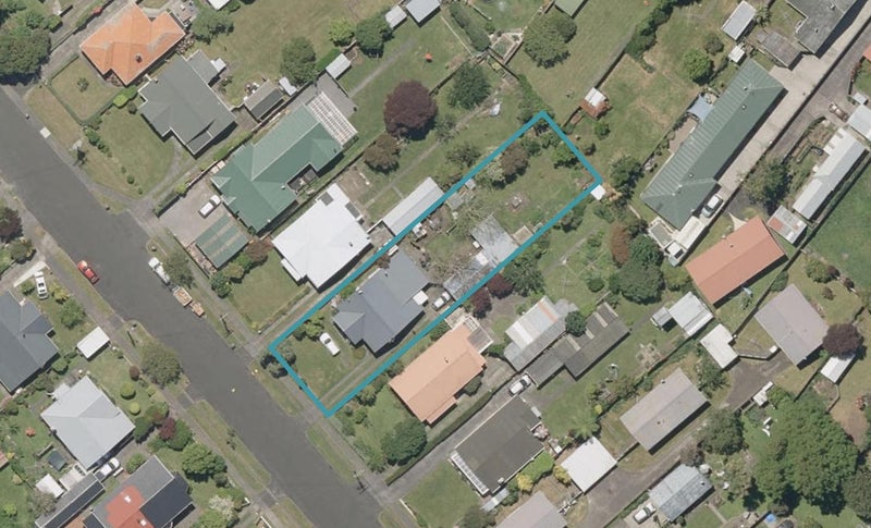 9 Jellicoe Street, Whanganui East, Whanganui - Carousel 1